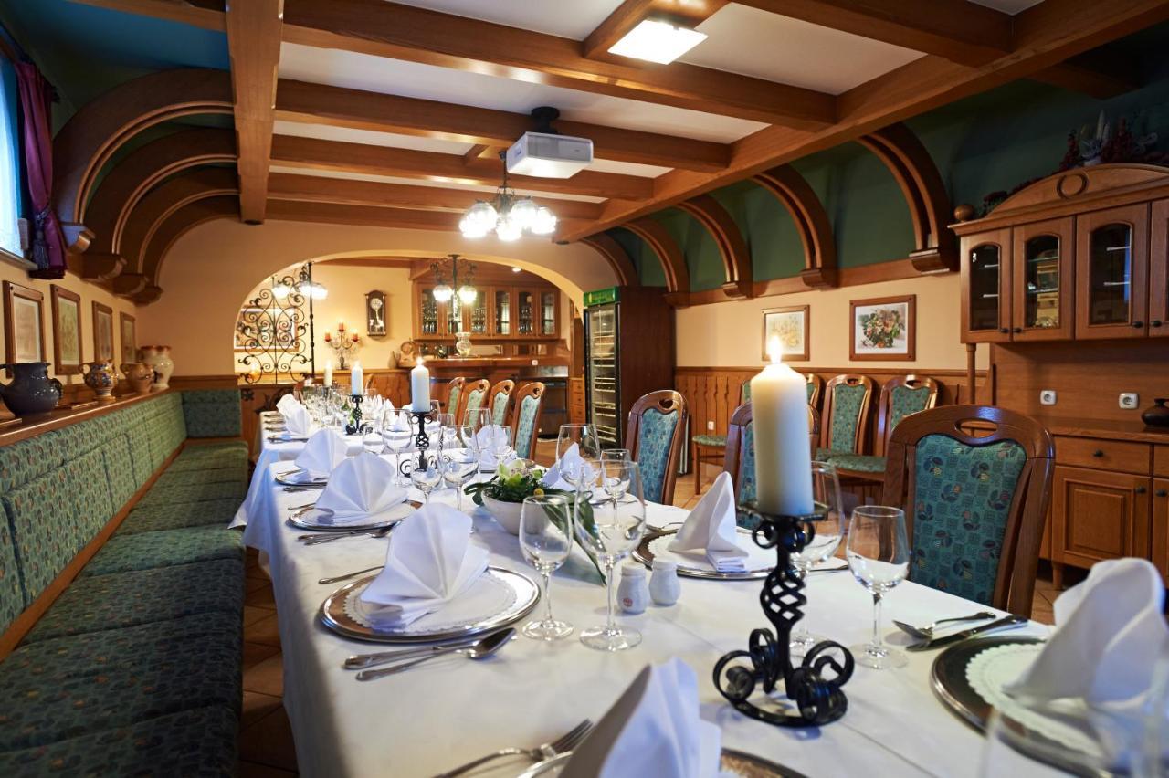 Hotel Hisa Ancka, Sencur - 3 Min To The Airport Zewnętrze zdjęcie